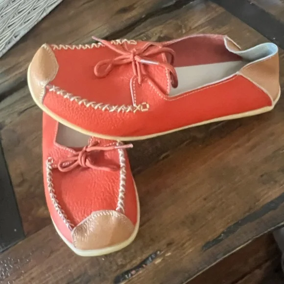 Red and Tan Leather Moccasins - Picture 4 of 5